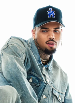 Chris Brown dobio sina, partnerica podijelila prve fotografije