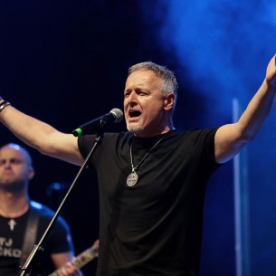 Uprkos osudama: Najavljen koncert Thompsona u Mostaru