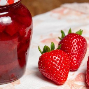 Recept za domaći džem od jagoda koji vraća u djetinjstvo