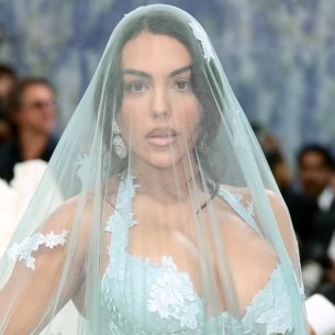 Georgina Rodriguez na Met Gali iznenadila detaljem od 7 miliona eura i skrivenim porukama