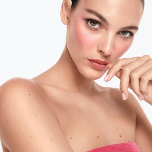 Italijanska manekenka postala novo zaštitno lice za Armany Beauty