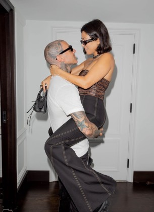 Kourtney Kardashian javno odala počast suprugu, ali ne i ocu svoje starije djece
