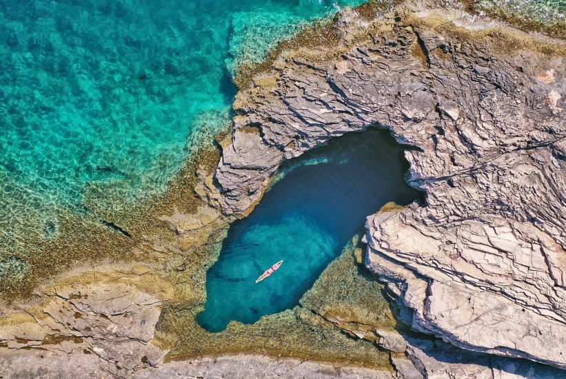 Golubinka:: Skrivena morska špilja na Dugom otoku koja oduzima dah