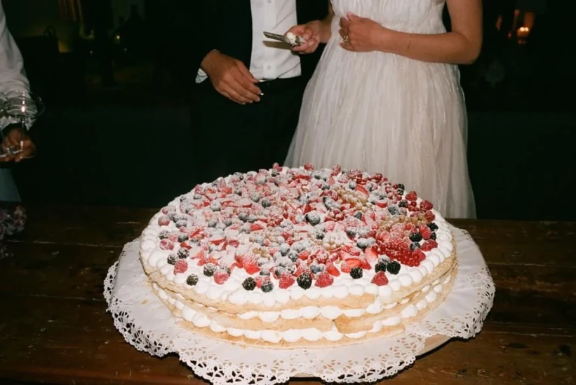Novi trend torte koji osvaja moderna vjenčanja