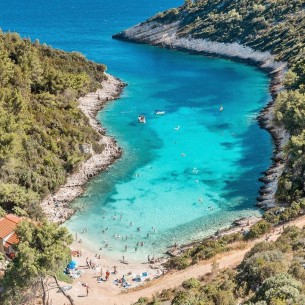 Skriveni biser Korčule osvaja na prvi pogled: Uvala koju mnogi nazivaju najljepšom na Jadranu
