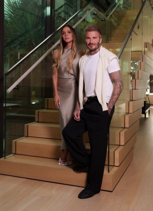 Veliki dan za Victoriju Beckham: Dok je slavila uspjeh, Brooklyn ponovo izostao