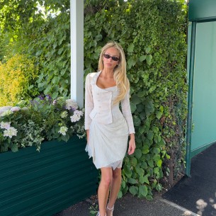 Modni izbor poznate influenserke na Wimbledonu izazvao buru reakcija: "Ovo nije Bridgerton"