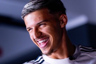 Tarik Muharemović seli u Englesku: Šta sluša, ko mu je idol i čime bi se bavio da nije fudbala...