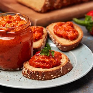 Domaćice imaju svoj trik: Pravi odnos sastojaka daje savršeno gust ajvar