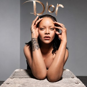Rihanna postala zaštitno lice novog Diorovog parfema: Izgledom oduševila u kampanji