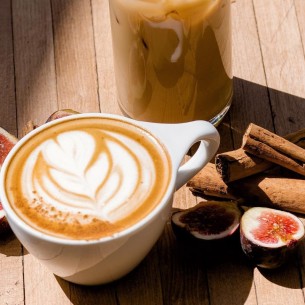 Kafa sa smokvama? Ova neobična kombinacija osvaja ljubitelje latte napitaka