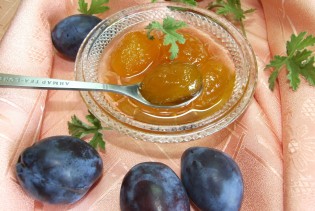 Recept za slatko od šljiva koje ostaje cijelo i sočno: Tajna je u jednom koraku