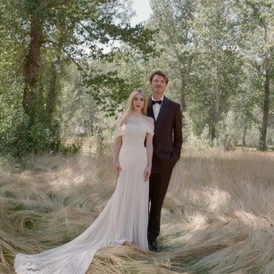 Romansa koja je počela naslijepo dobila bajkovit kraj: Emma Roberts se udala