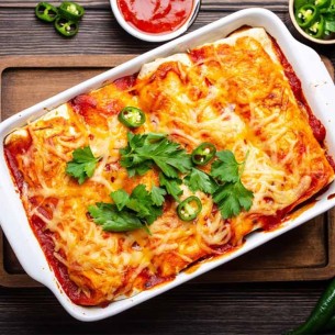 Sve ubacite u jednu posudu i stavite u rernu: Recept za sočnu piletinu s tortiljama