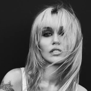 Miley Cyrus ulazi u novu eru: Album stiže ovog mjeseca