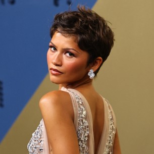 Zendaya napravila veliki beauty zaokret: Pogledajte njen glamurozni look s Emmyja