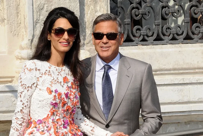 Vjenčanje Amal i Georgea Clooneyja bilo je holivudska bajka: Amal nosila nekoliko kreacija