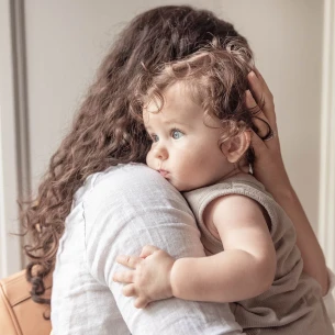 Dijete teško podnosi kada mama ili tata odu: Evo kako da mu olakšate taj period