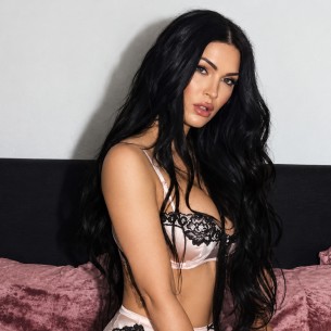 Megan Fox privukla pažnju novim fotografijama na svom Instagram profilu
