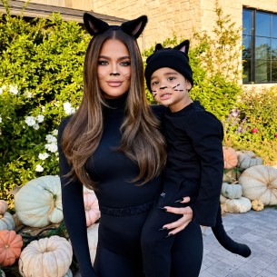 Ogromni kosturi, crveno svjetlo i magla: Khloé Kardashian ponovo nadmašila očekivanja za Halloween
